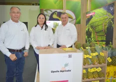 Alfredo Volio, Susan Chaves y Jose Madrigal, de la costarricense Upala Agrícola.